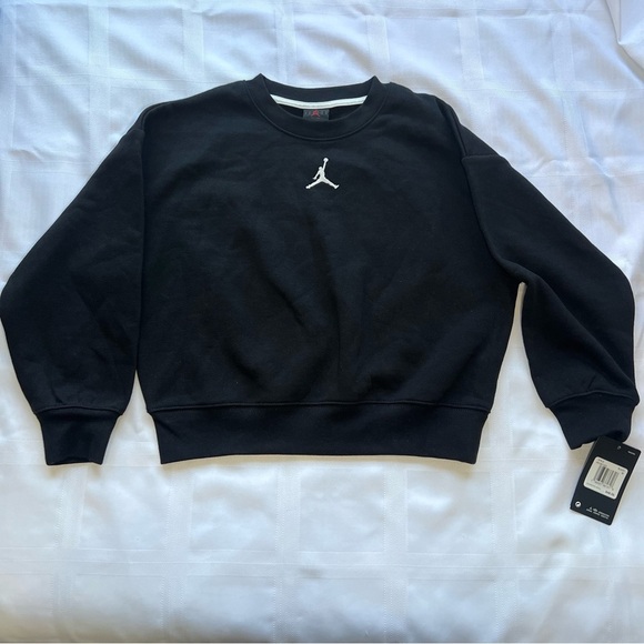 ***NWT***Jordan Black Girls Crewneck Sweatshirt - Picture 2 of 8